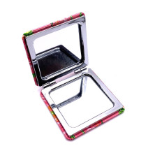 TH7 - Double-sided cosmetic mirror 6.5 cm