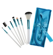 Set of 7 make-up brushes | divinecosmetics.eu